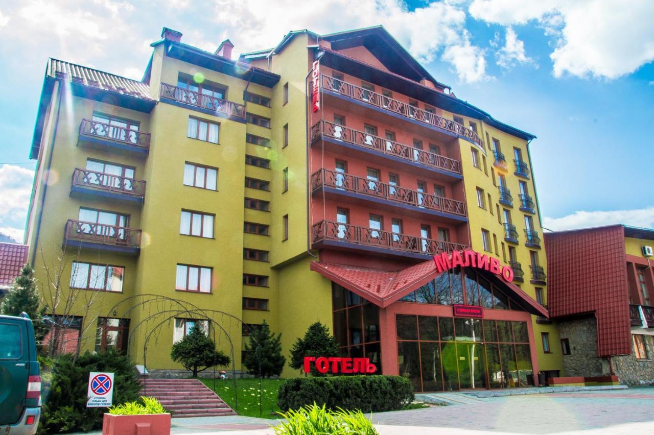 Malyvo Hotel Dilyatyn Exteriör bild